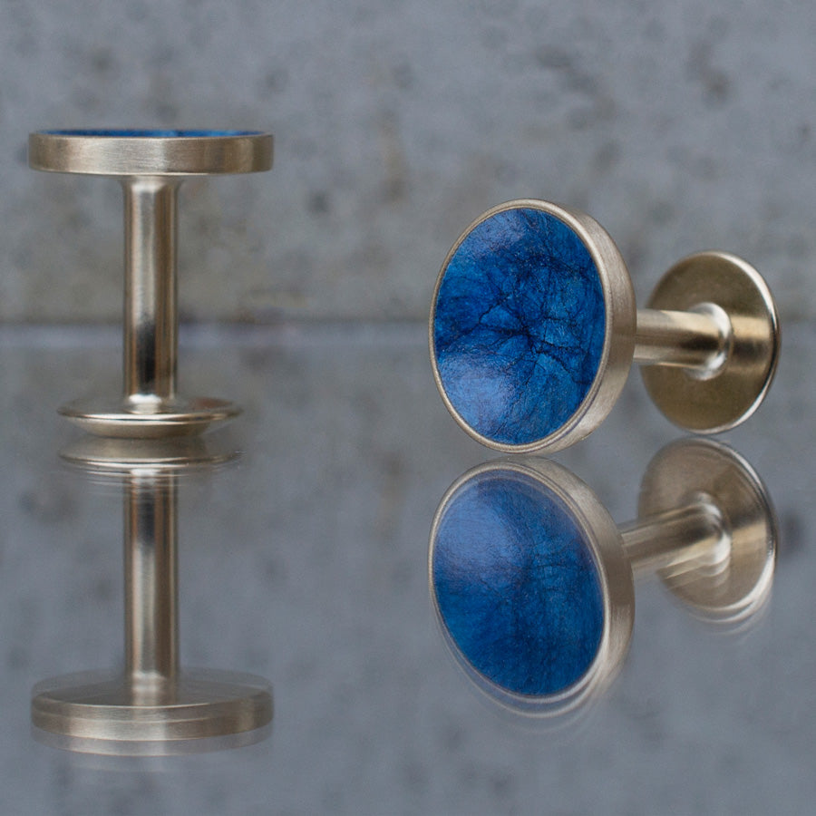 bayley prussian blue cufflinks | close up