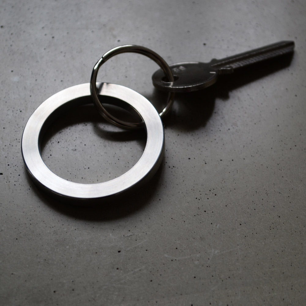 morris steel key ring | close up