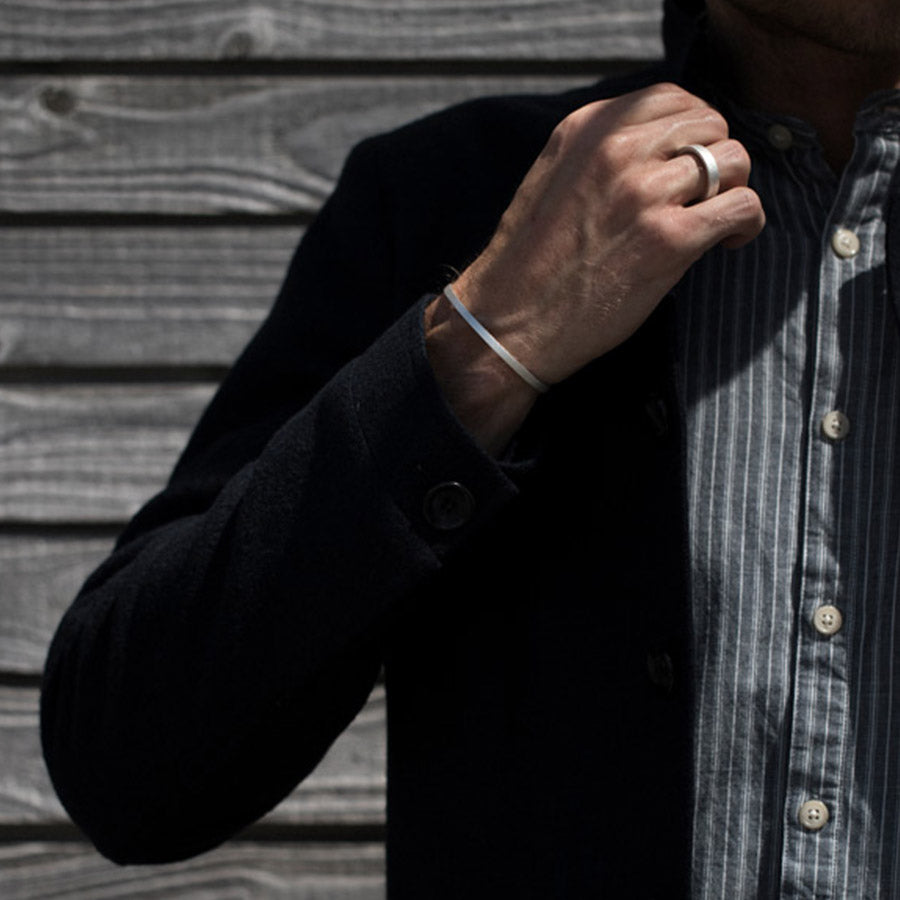 British men's accessories brand Alice Made This answers the question 'should men wear jewellery?' by looking at cufflinks, men's bracelets and men's rings.