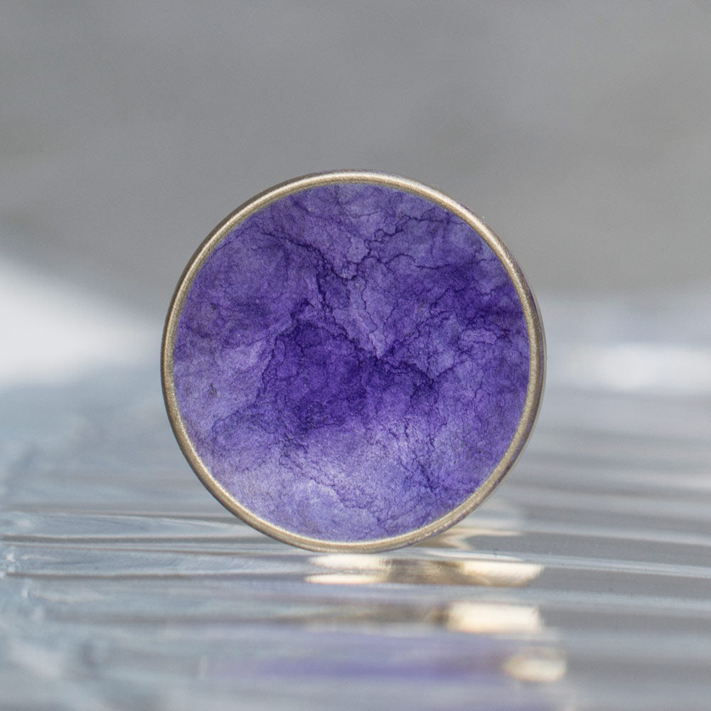 bayley amethyst cufflink | close up