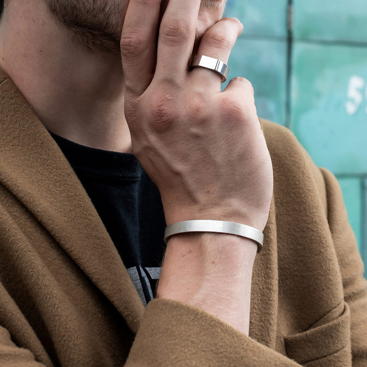 m8 silver bracelet | how to wear